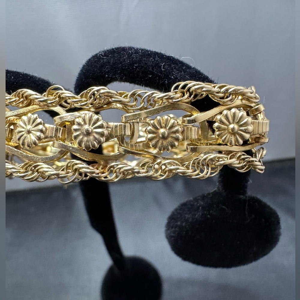 14K gold bracelet. - Picture 5 of 6